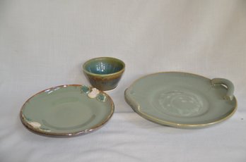 82) Lot Of 3 Handmade Pottery Sage Green 2 Platters And Dip Bowl