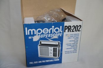 185) Vintage NEW In Box Imperial PR-202 Full Size AM/FM Portable Radio