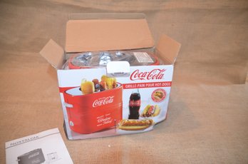 (#38) NEW Nostalgia Coca Cola Pop-up Hot Dog Toaster HDT600coke Box Damaged