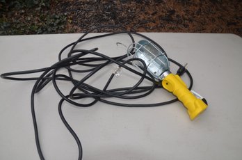 (#51) Utility Lamp 75 Watt Bulb Cord Approx. 12' Long Model FL 425 - Works