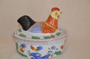 88) Rooster Covered Casserole Dish