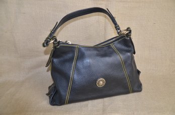 (#160LS) Dooney Bourke Black Leather Handbag