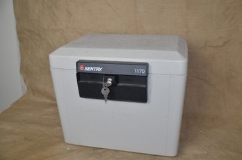 (#134) Sentry Fire Proof File Safe With Key 15.5x14