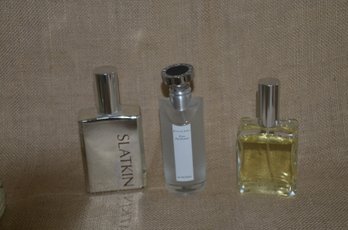 (#144) Perfume ( Not Full) Slatkin Bulgarie ~ Eau Detoilette Made In France