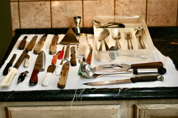 (#224) Lot Of Assorted Kitchen Knives ~ Utensils ~ Serving Pieces