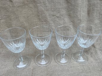 (#64) Glass Wine 6'H Glasses (4)