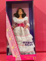 (016) Vintage 1997 Mattel PUERTO RICAN Barbie, Dolls Of The World Series