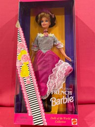 (017) Vintage 1997 Mattel FRENCH Barbie, Dolls Of The World Series