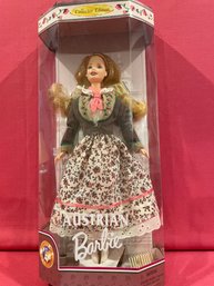 (021) Vintage 1998 Mattel AUSTRIAN Barbie, Dolls Of The World Series