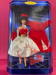 (035) Vintage 1998 Mattel SILKEN FLAME Barbie, Nostalgic Vinyl Collection