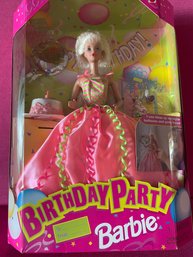 (044) Vintage 1998 Mattel HAPPY BIRTHDAY Barbie Doll