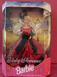 (057) Vintage 1995 Mattel RUBY ROMANCE Barbie Doll