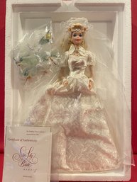 (082) Porcelain Vintage 1995 Mattel STAR LILY BRIDE, Wedding Flower Porcelain Collection