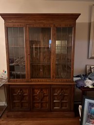 China Cabinet Breakfront ( One Piece)