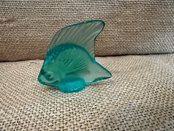 (#64)  Lalique Small Angel Fish BLUE / GREEN  2' Signed