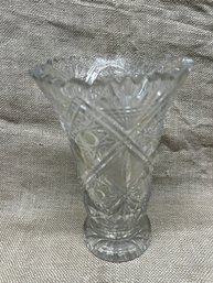 (#25) Crystal Vase 9.5'H