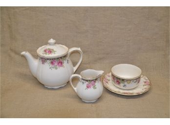 176) Vintage Royal Doulton English Rose #6071 Tea Pot And Sugar & Creamer Set (3 Pieces)
