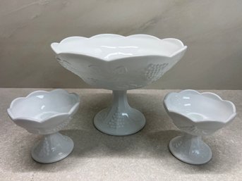 Paneled Grape Centerpiece Bowl And 2 Candleholders