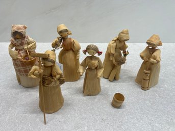 Set Of 6 Corn Husk Figurines