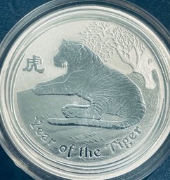 COLLECTOR BULLION - 2010 AUSTRALIAN 50 CENTS LUNAR YEAR OF THE TIGER 1/2 OZT .999 FINE SILVER ROUND COIN