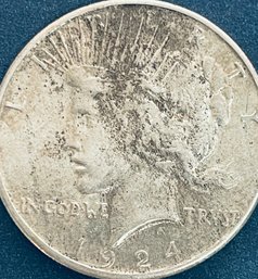 1924-S PEACE SILVER DOLLAR COIN - BETTER DATE!