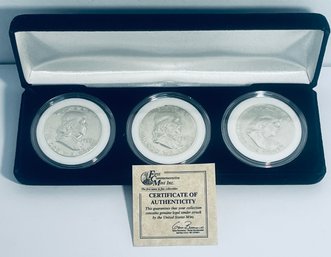 LOT (3) UNITED STATES SILVER FRANKLIN HALF DOLLAR COINS - COINS IN PLASTIC CAPSULES & DISPLAY CASE