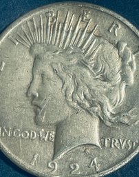 1924 PEACE SILVER DOLLAR COIN