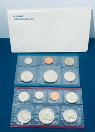 1980 P & D US MINT UNCIRCULATED SET - IN ORIGINAL ENVELOPE - 13 UNCIRCULATED COINS-2 SUSAN B ANTHONY DOLLARS