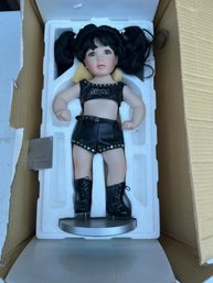 Vintage 2001 WWE Little Chyna Danbury Mint Fine Porcelain Collector Doll In Packaging