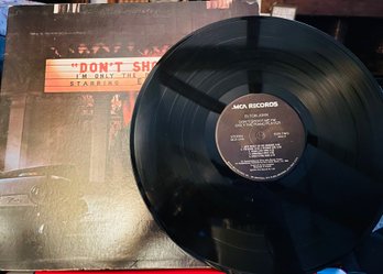 Elton John Vinyl Album Don't Shoot Me - Very Good Condition