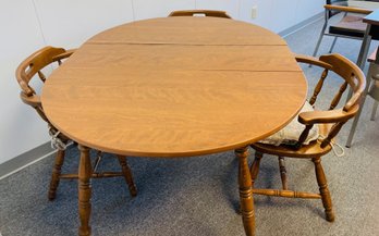 Round Table With Extra Leaf And 3 Chairs
