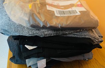 A Few Pair Of Women's Casual Pants - All NEW!