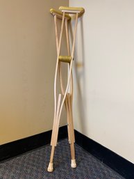 Crutches (wooden)