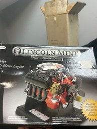 Lincoln Mint Dodge Hemi Engine  New In Box!