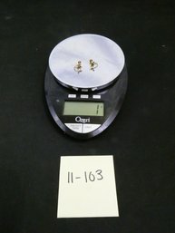 Pair Of 10 Karat Gold Earrings - 1g Total Weight