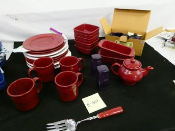 Set Of Red Longaberger Pottery Dishes! Great Condition