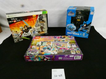 Small Lot Of Toys. Flying Batman, Disney Star Wars, And Friends Lego Set!