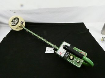 Garrett Metal Detector . Untested