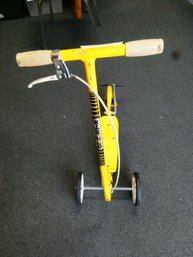 Vintage 1970s Honda Kick 'N Go 3 Wheel Scooter