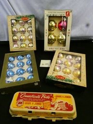 Very Nice Lot Of Vintage Christmas Bulbs! Set Of 4 Plus Extras