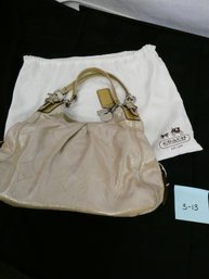 COACH Handbag! In Great Condition