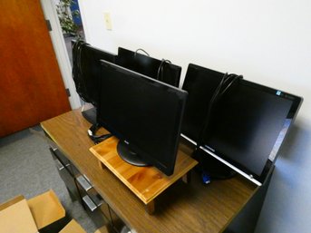 (Lot Of 4) LED/LCD Monitors - Untested, But Believed Working