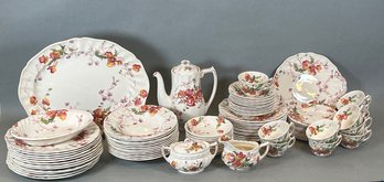 Royal Doulton 'Sherbourne' 85 Piece Dinner Service, 1938-1961