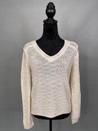 360 Sweater Size XS Linen Blend V-Neck Sweater In Cream