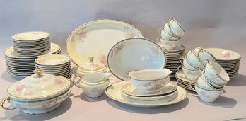 Victoria China 88 Piece Partial Dinner Service, Czechoslovakia