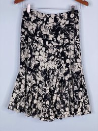 Jon Size 2 Black And White Floral Skirt  With Bottom Ruffle Flare