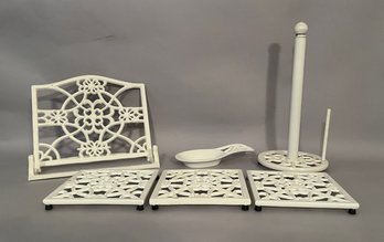 White Painted Iron Kitchen Accessories Set