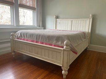 Pottery Barn White Painted Thomas Full Size Bed