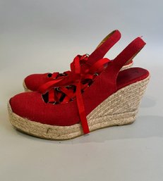 Bettye Muller Size 39 Red Espadrilles