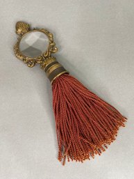 Magnifying Glass With Tassel